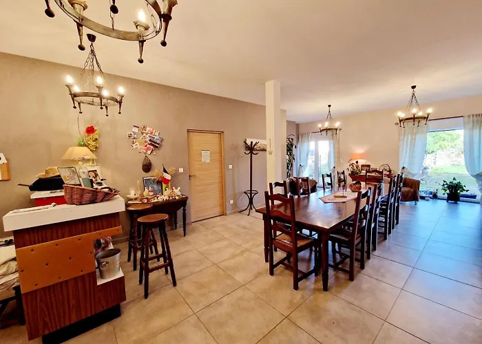 Bed & Breakfast Les Jardins De La Grange 3*